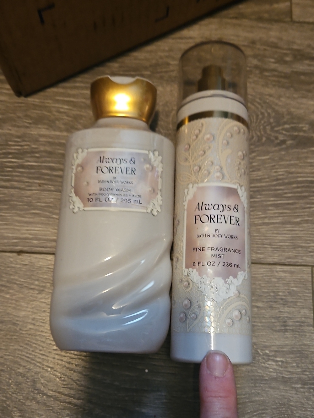 Bath And Body Works. Always And Forever